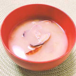 旨味たっぷりꕤあさりの味噌汁✧˖°